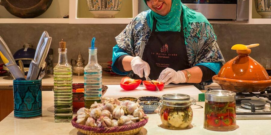 Marrakech: Moroccan Cooking Workshop at La Maison Arabe - What makes the tagine worth learning