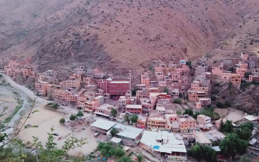 Marrakech: Ourika Valley Day Trip with Berber Village - Monday at the Ourika Souk