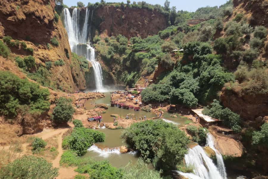 Marrakech: Ouzoud Waterfalls Guided Day Trip with Boat Ride - Tagine lunch with a view