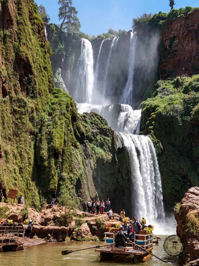 Marrakech : Ouzoud Waterfalls & Guided Tour & Boat Ride - Taking the boat close to the falling water