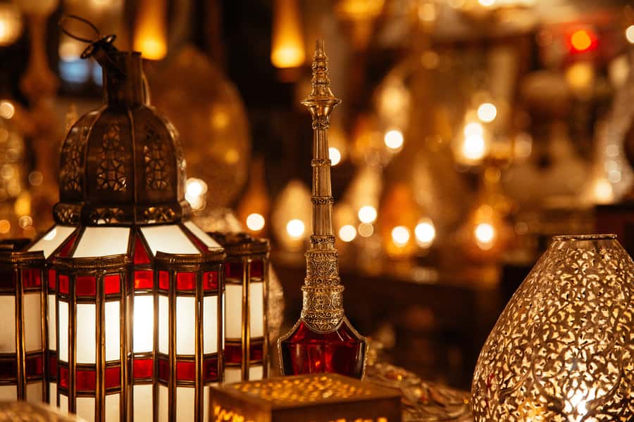 Marrakech: Private Souks Tour with Tea and Traditional Snack - Jemaa el-Fnaa, Marrakech’s great public stage