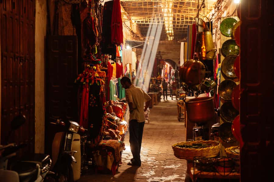 Marrakech: Private Souks Tour with Tea and Traditional Snack - The women’s cooperative and a different kind of shopping stop