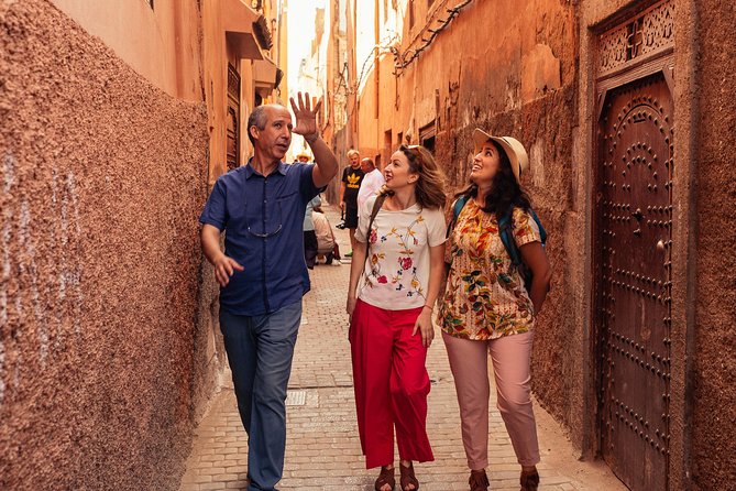 Marrakech PRIVATE TOUR With Locals: Highlights & Hidden Gems - Bahia Palace and the limits of admission