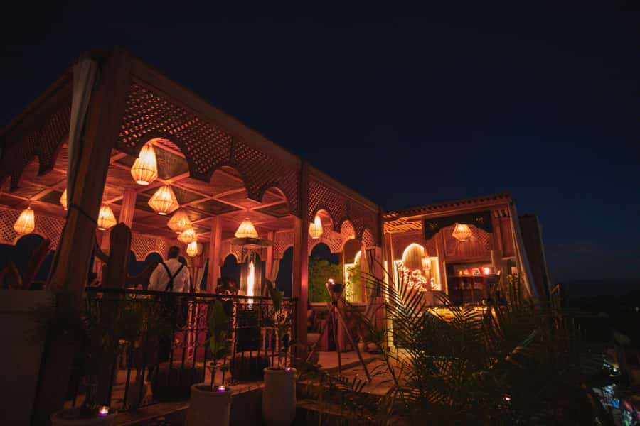 Marrakech: Rooftop Dinner with Koutoubia View - DJ music changes the mood
