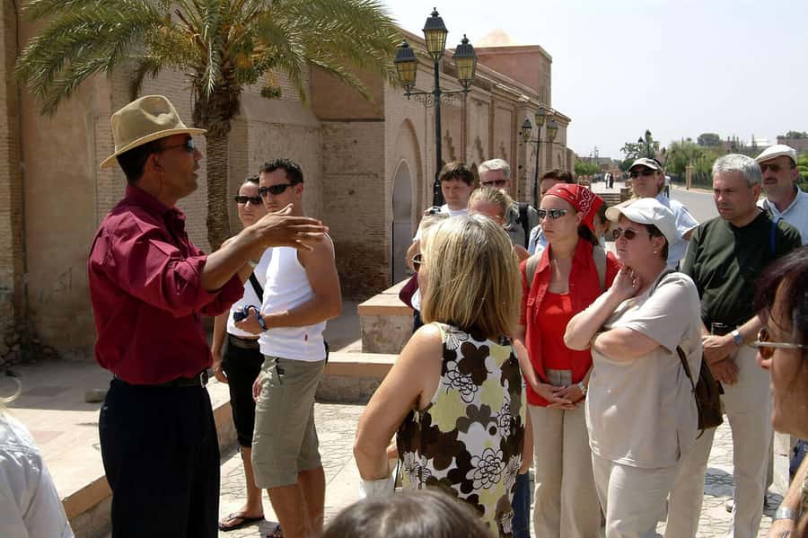 Marrakech: Saadian Tombs, Bahia Palace, Medina and Souk Tour - The Saadian Tombs, marble, tile, and royal memory