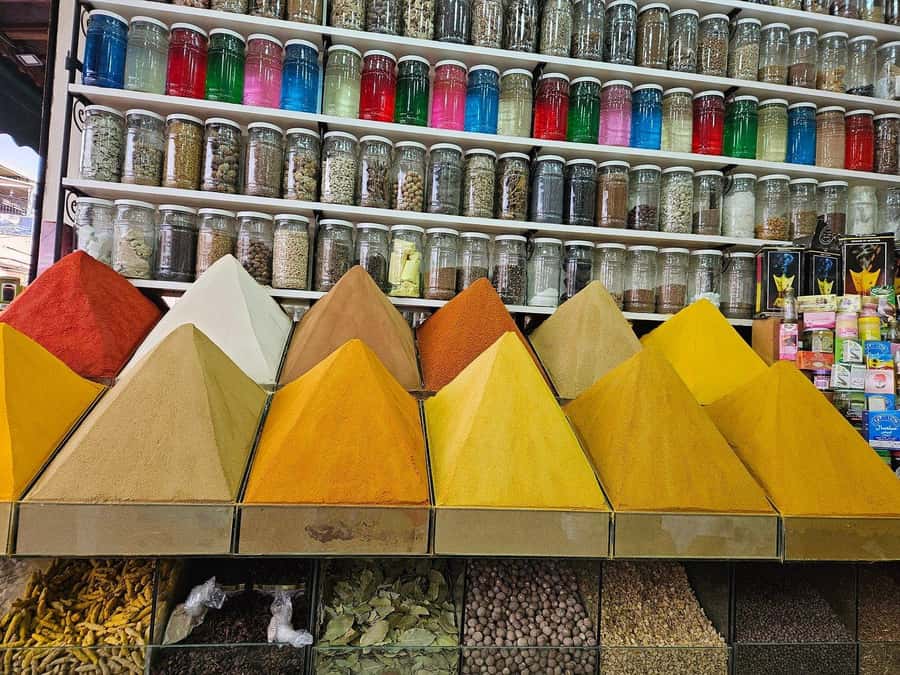Marrakech & Souk Shopping Tour. - Who should book this souk tour