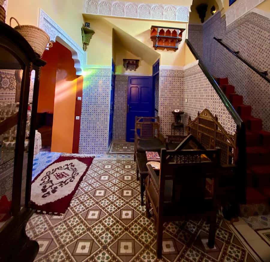Marrakech: Souk Tour & Berber Hammam with Massage - What the Berber hammam actually involves