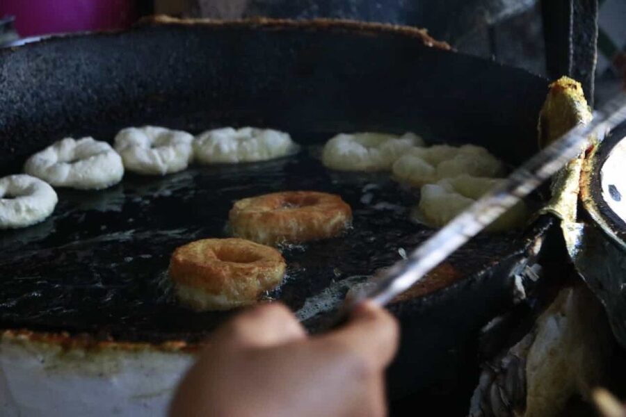 Marrakech: Street Food Tour with a Local Guide - The Mellah stop and the Jewish Quarter