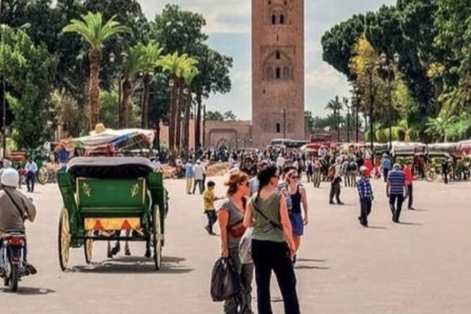 Marrakech: Sunset Dinner in the Agafay Desert - Berber music and the campfire program
