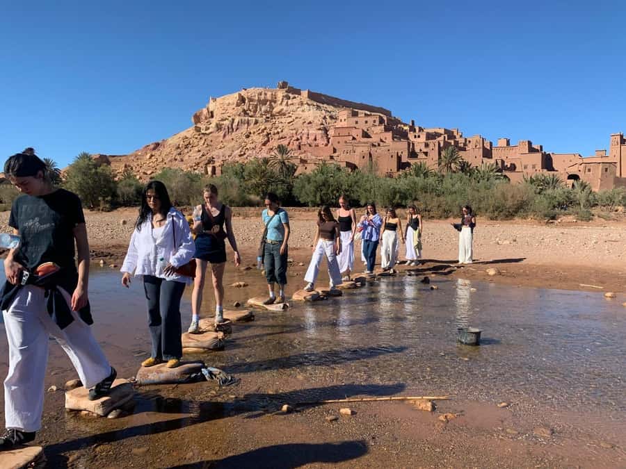 Marrakech to Fes: 3-Day Merzouga Desert Camel & Sandboarding - Choosing between the standard and luxury camp