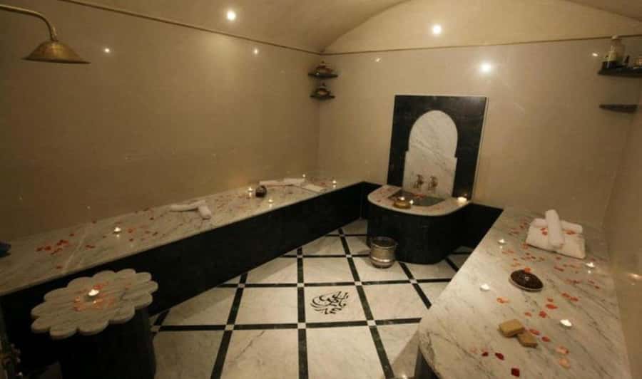 Marrakech: Traditional Hammam & Massage & Hotel Transfer - Booking tips for a smoother visit