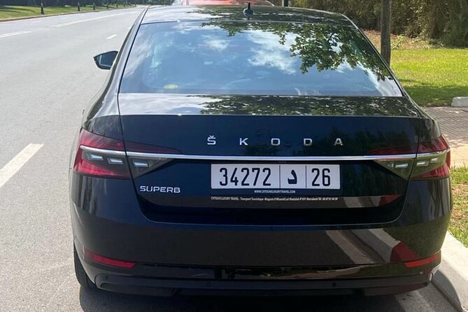 Marrakech : Transfer from/to the airport in Lux - Arriving at Menara Airport with a private driver