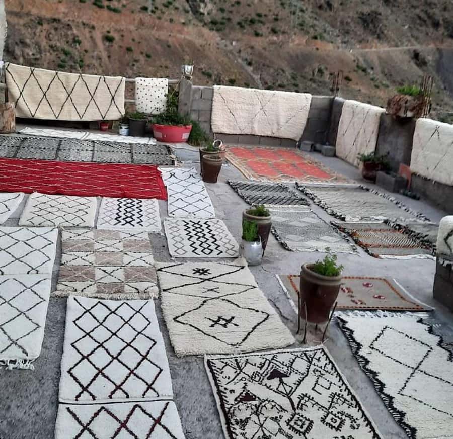 Marrakech: Weave Your Own Moroccan Rug with Love & Transfe - Arriving at Art Rug Atlas with hotel pickup
