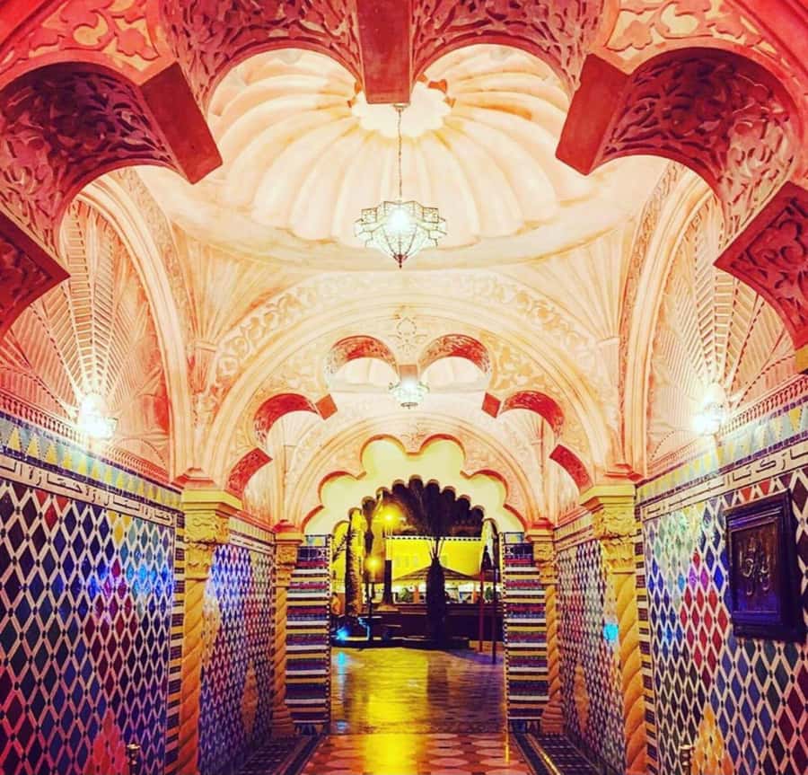 Marrakesh: Fantasia Show & Moroccan Dinner - Music and the build-up before Fantasia