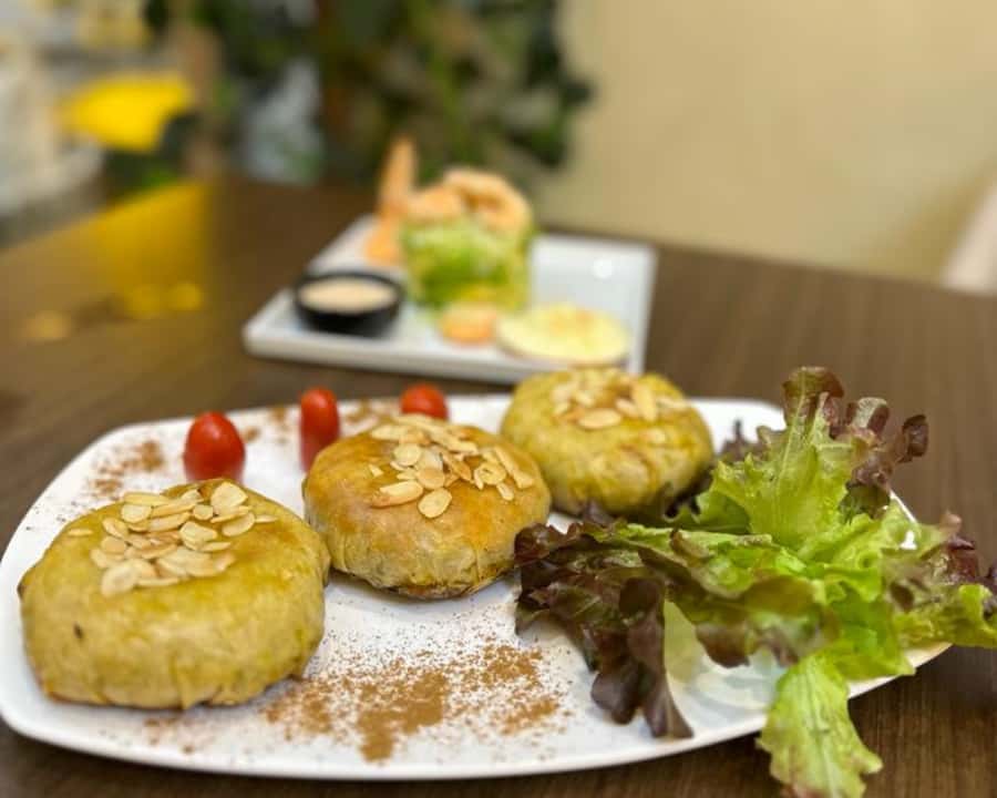 Marrakesh: Moroccan Lunch at Chouf L'Or Restaurant - A Closer Look at the Three Courses