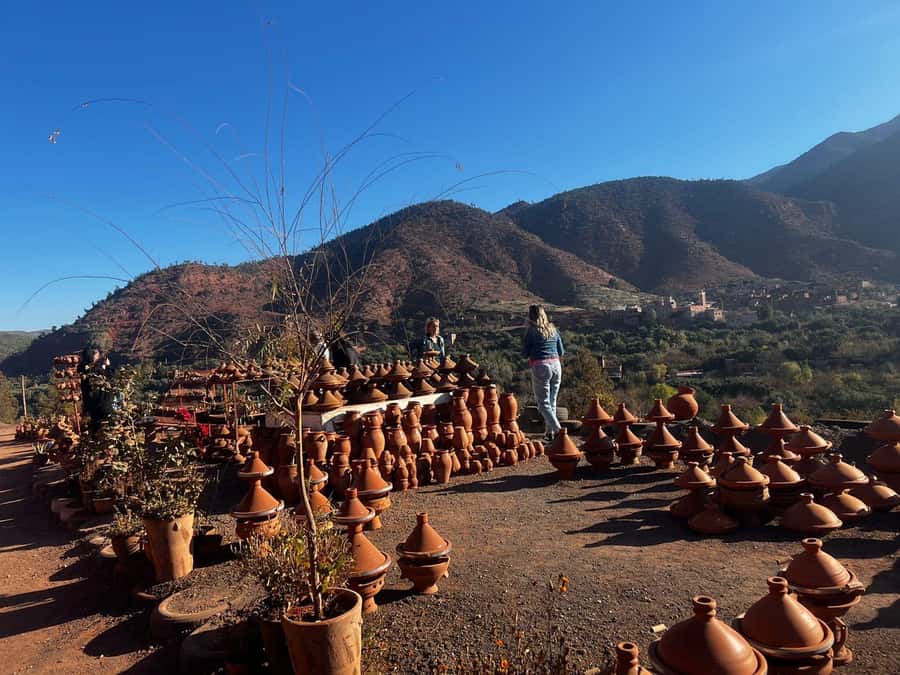 Marrakesh: Ourika Valley Tour & Secret Berber Lunch + Guide - The Atlas foothills and the first photo stop