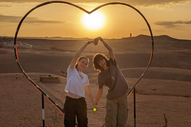 Marrakesh: Sunset Dinner in Agafay Desert with Show & Transfers - Dinner in a nomad-style tent