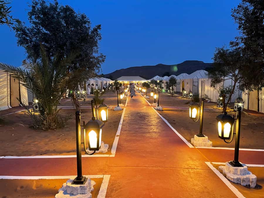 Merzouga: 1-Night in the luxury camp. camel ride & Dinner - Practical packing advice for Erg Chebbi