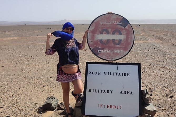 Merzouga Jeep 4WD Desert Tour: Sahara Adventure - Tea and conversation with nomadic families