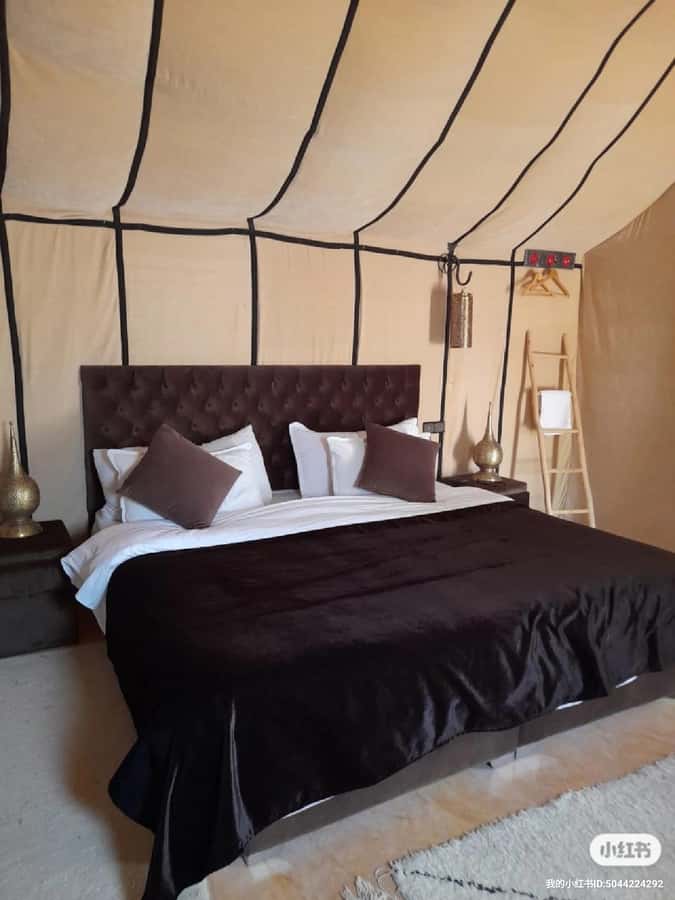 Merzouga: Overnight Stay in Luxury Desert Tent with Dinner - Reaching the camp after dark