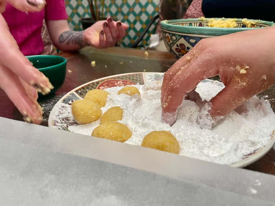 Moroccan Crepes & Pastries Kitchen - A Moroccan kitchen rather than a cooking theater