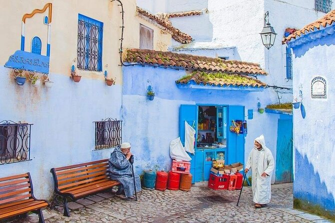 Private day trip to Chefchaouen from Fez - Lunch at a traditional restaurant, at your own cost