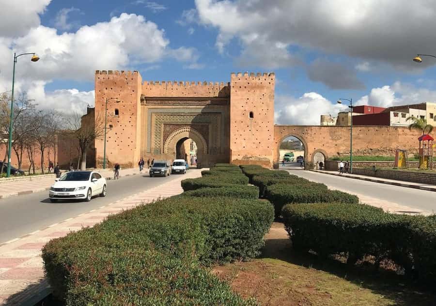Private Day Trip to Volubilis, Moulay Idriss and Meknes - Moulay Idriss is a short stop with a strong religious identity