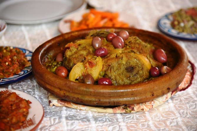 Private Market Tour & Cooking Class in Casablanca with Transfers - Dietary choices and seasonal menus