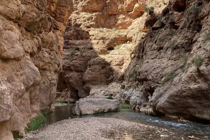 Private Monkey Fingers Canyon Hike - Scrambling beneath the Monkey Fingers