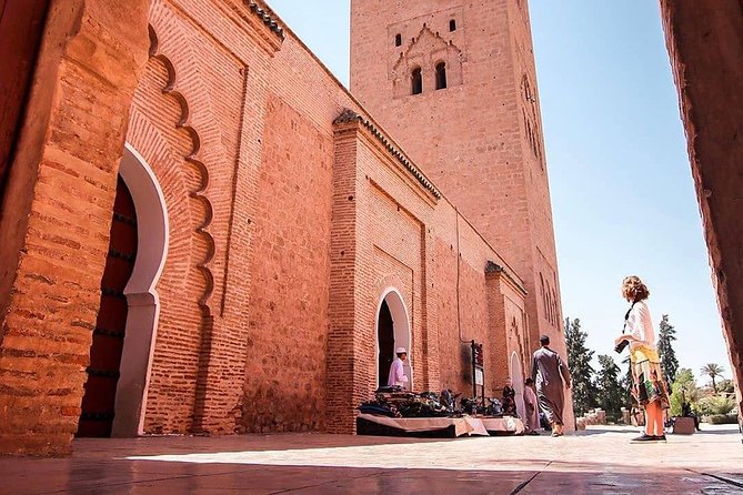 Private Tour: Marrakech Medina By Night - Picking the right guide and setting expectations