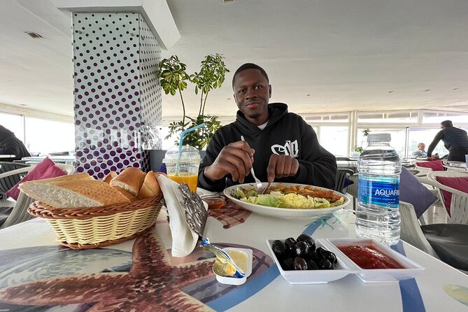 Private Tour of Casablanca with Round Trip Airport Transfer - Rick’s Café and the film connection