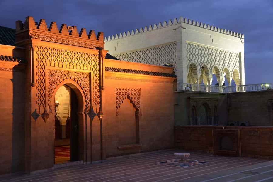 Rabat: Night Tour with traditional Moroccan Dinner - Dinner: the biggest question mark