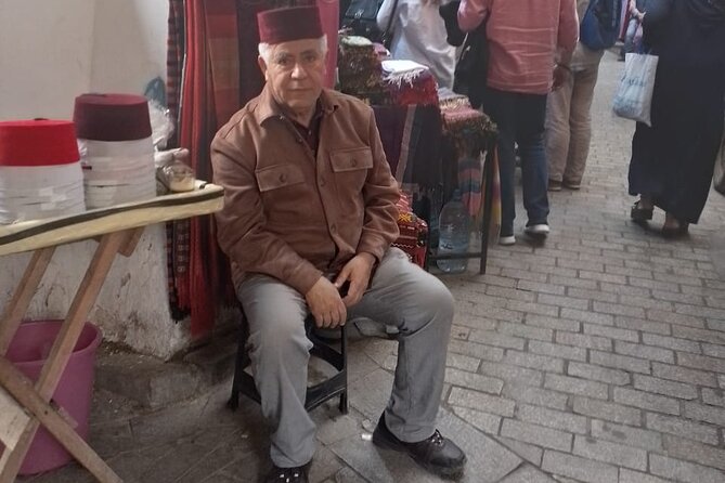 Shared Half Day Guided Fes Tour with Local Guide - Fes el-Bali, Moulay Idriss III, and the main souks