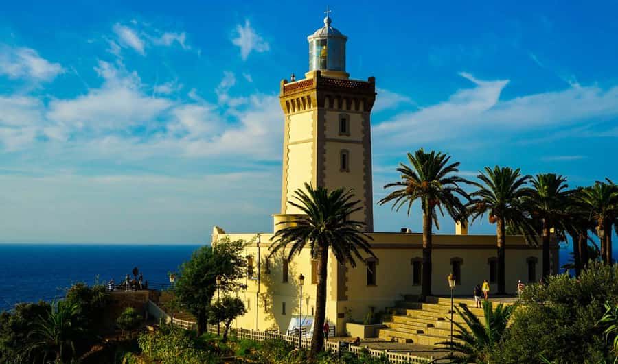 Tarifa/Algeciras: Tangier Private Day Tour with Ferry Ticket - Entering the Kasbah through Bab Kasbah