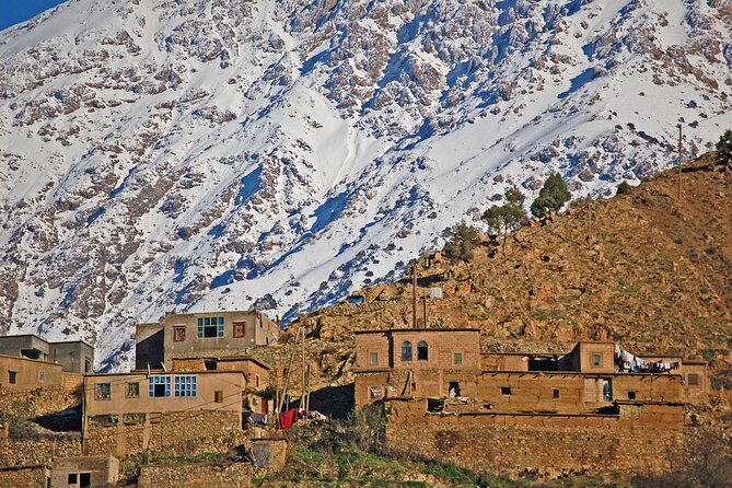 The Atlas Mountains and the 3 valleys with a delicious lunch in a Berber house - The Asni Valley and the long return to Marrakech