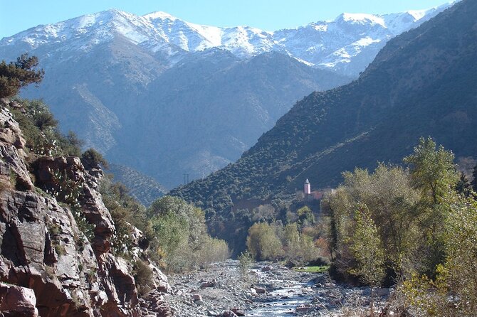 The Atlas Mountains and the 3 valleys with a delicious lunch in a Berber house - Guides, language, and the human side of the day
