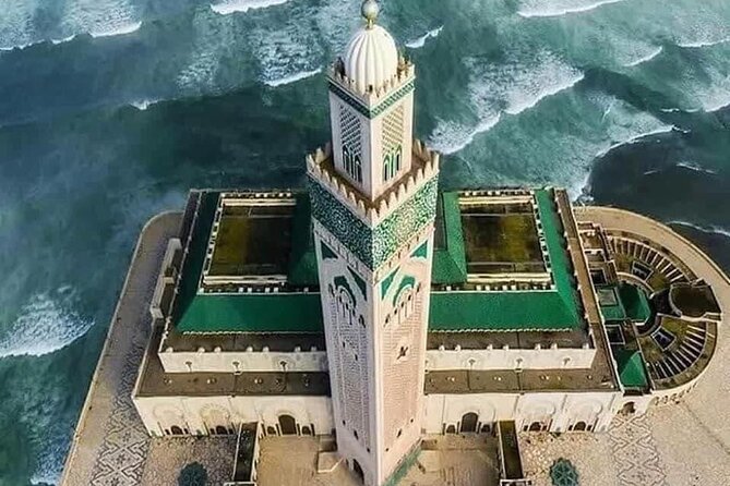 Tour of Casablanca from cruise or hotels, guided tour. - The Corniche shows Casablanca by the Atlantic