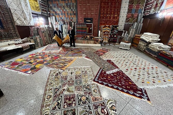 Traditional Souks Shopping Private Tour in Casablanca - How the bargaining help changes the day