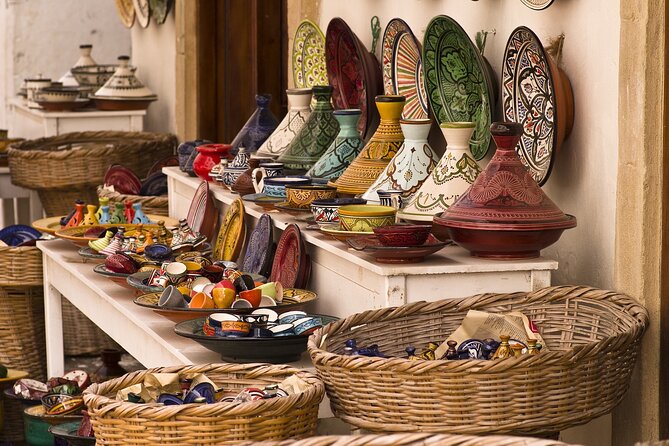 Traditional Souks Shopping Private Tour in Casablanca - What the three-hour length means