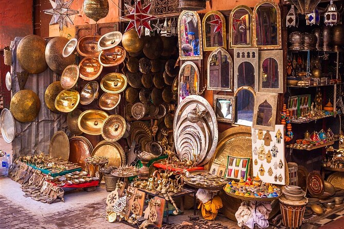 Traditional Souks Shopping Private Tour in Casablanca - The guide matters more than the printed route